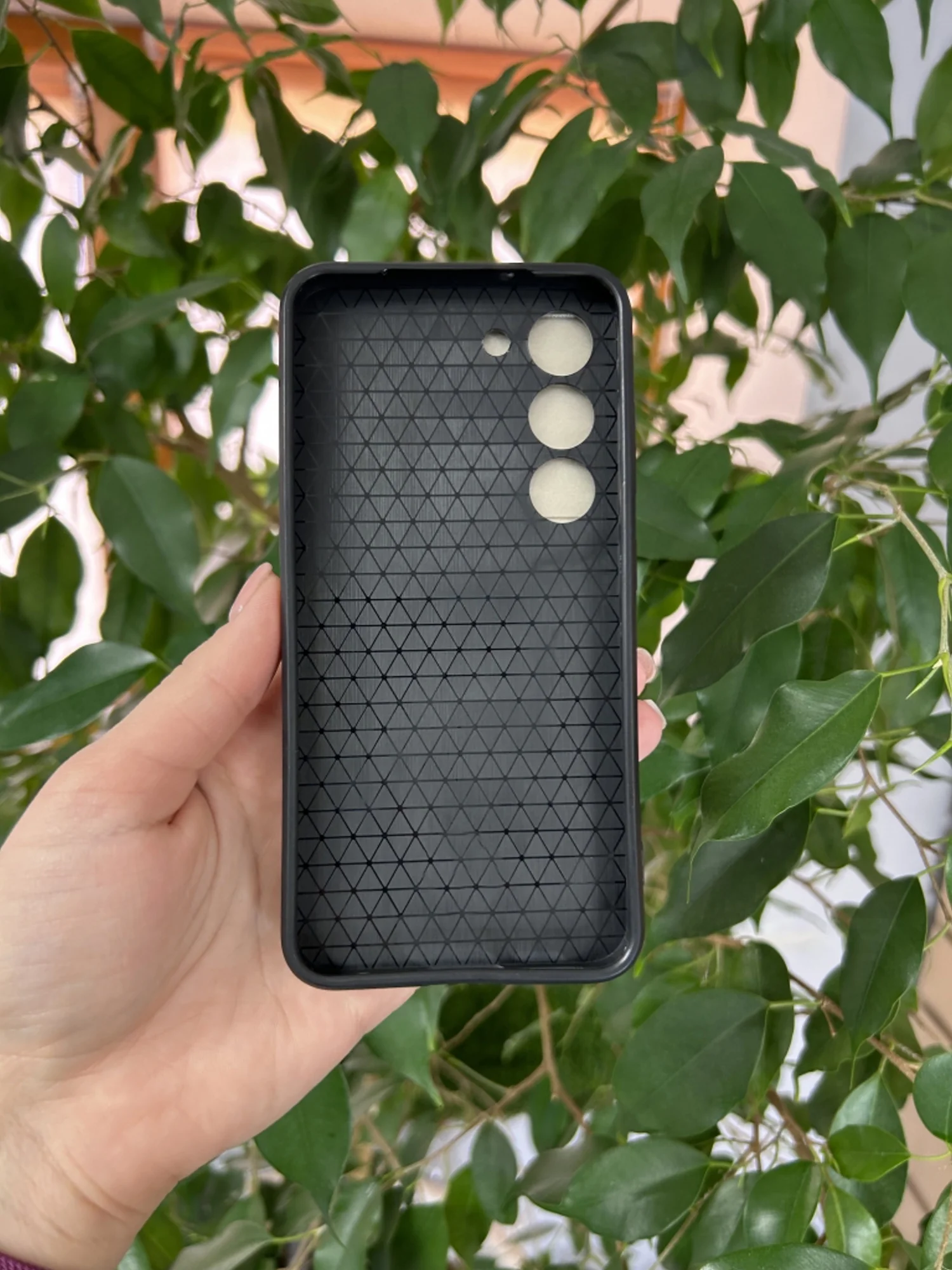 Золотой чехол противоударный armors для Samsung S23 / Самсунг S23 с защитой камеры