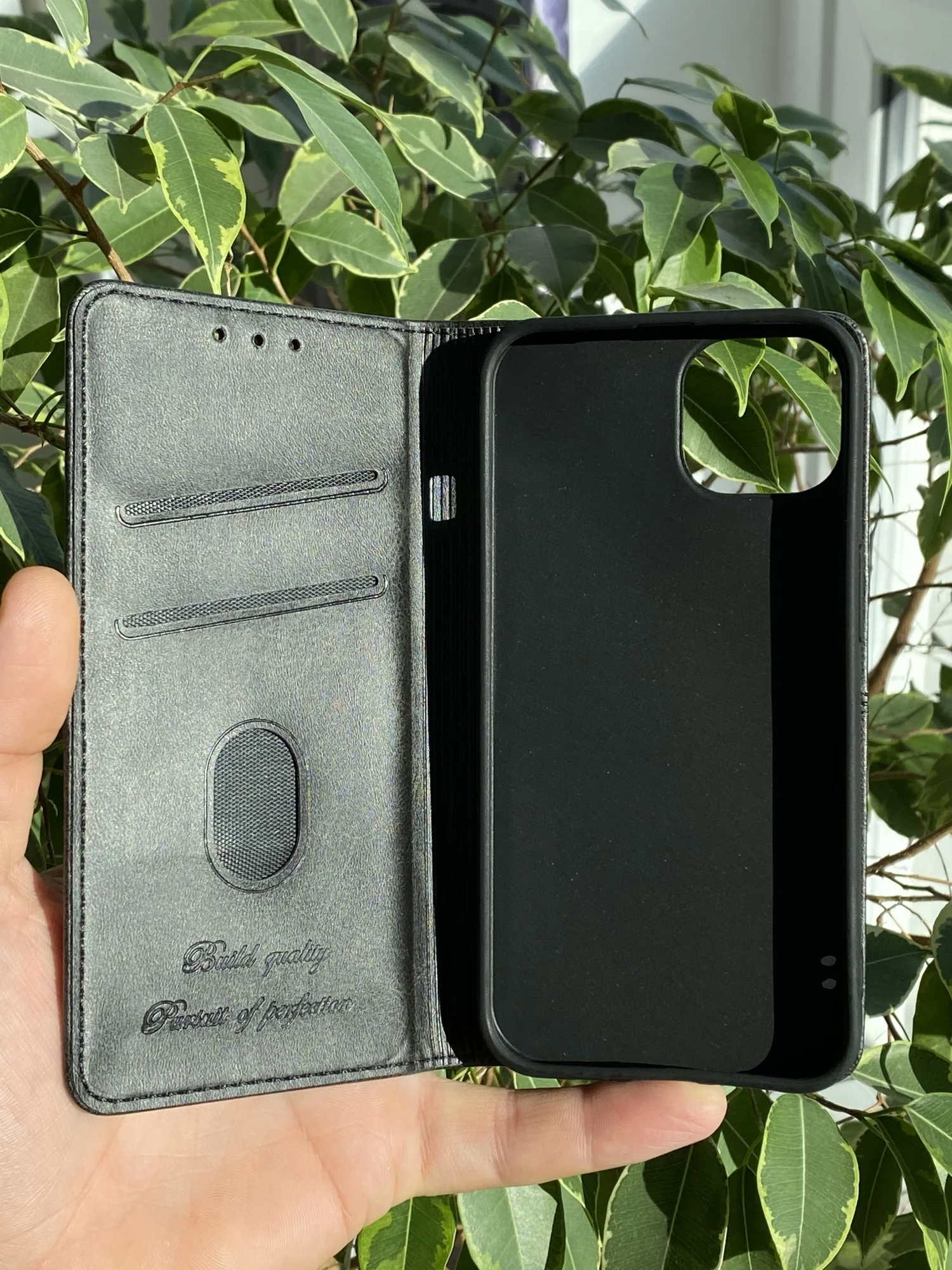 Черный чехол книжка elitcase для Apple iPhone 13 / Айфон 13