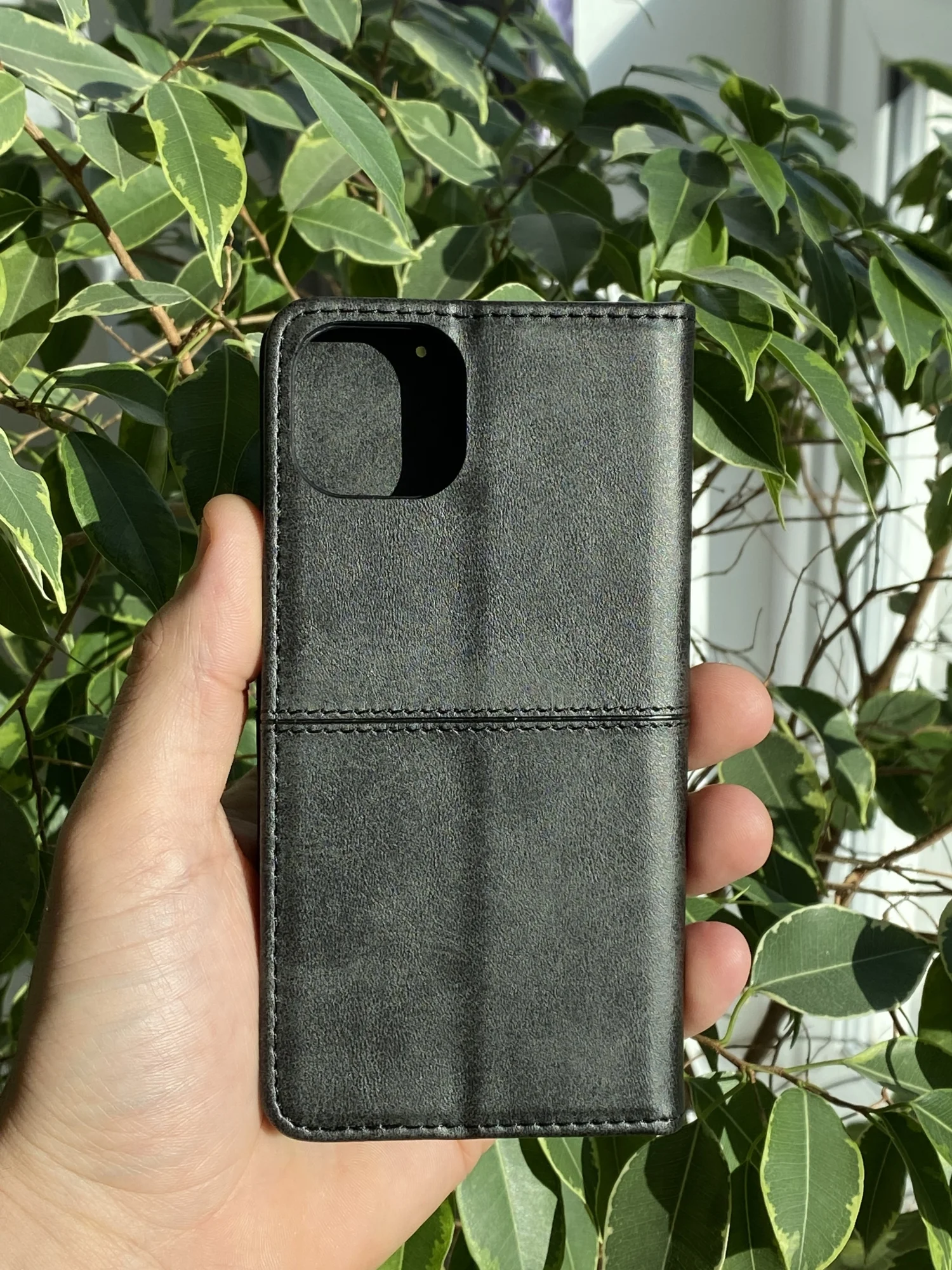 Черный чехол книжка elitcase для Apple iPhone 13 / Айфон 13