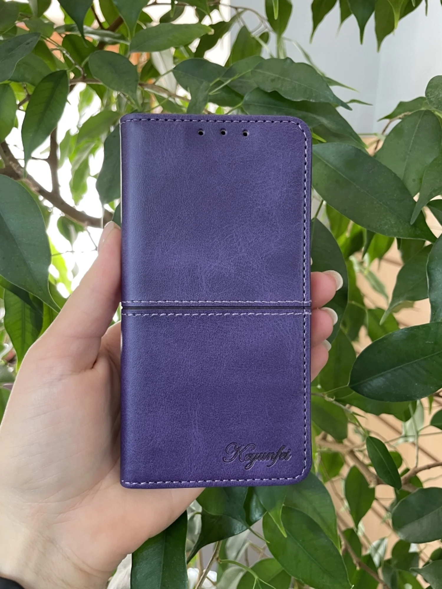 Фиолетовый чехол книжка elitcase для Apple iPhone 13 / Айфон 13
