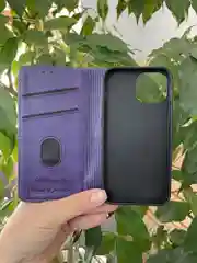 Фиолетовый чехол книжка elitcase для Apple iPhone 13 / Айфон 13