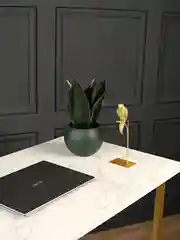 Алый стол лофт