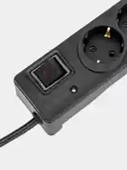 Фильтр сетевой KRANZ, 5 гнезд, 3 м, 3 х 1,5 мм, с автовыключением, 2 USB, черный