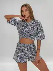 Черный пижама с шортами и футболкой трикотажная