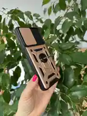 Розовый чехол противоударный armors для Samsung A04S / Самсунг А04S с защитой камеры