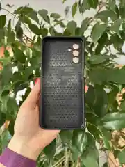 Розовый чехол противоударный armors для Samsung A04S / Самсунг А04S с защитой камеры