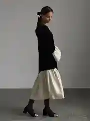 Бархатное платье с контрастным подолом и манжетами, женское, вечернее, миди платье