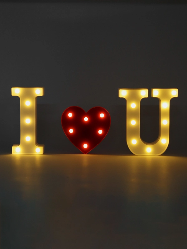 Декоративный светодиодный светильник ночник I LOVE YOU