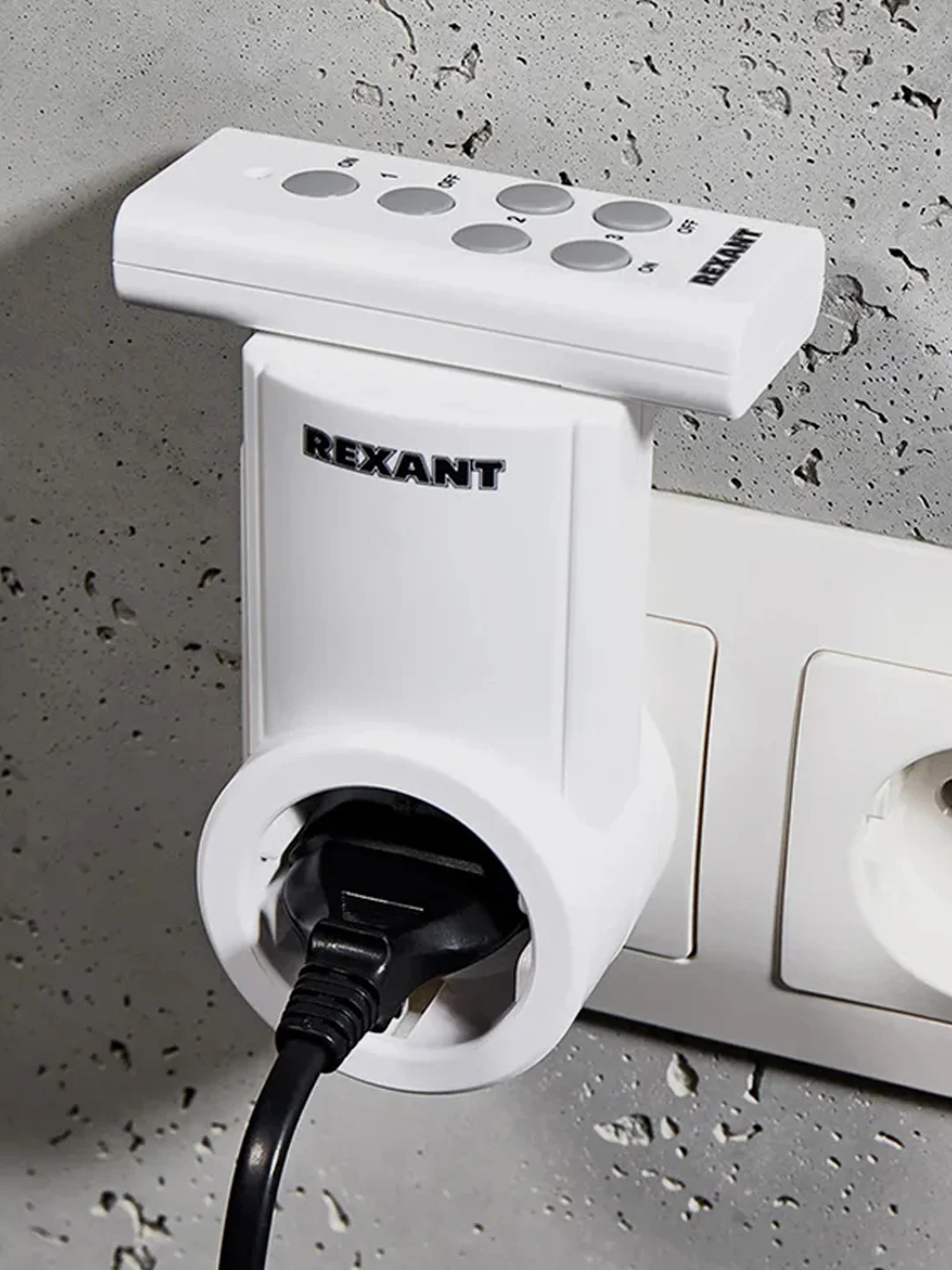 Радиоуправляемая розетка c пультом REXANT RX-001, 10А/30м