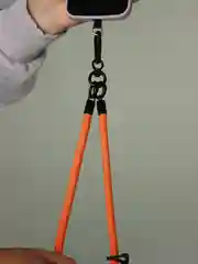Шнурок на шею для телефона и ключей