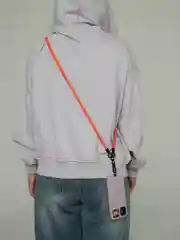 Шнурок на шею для телефона и ключей