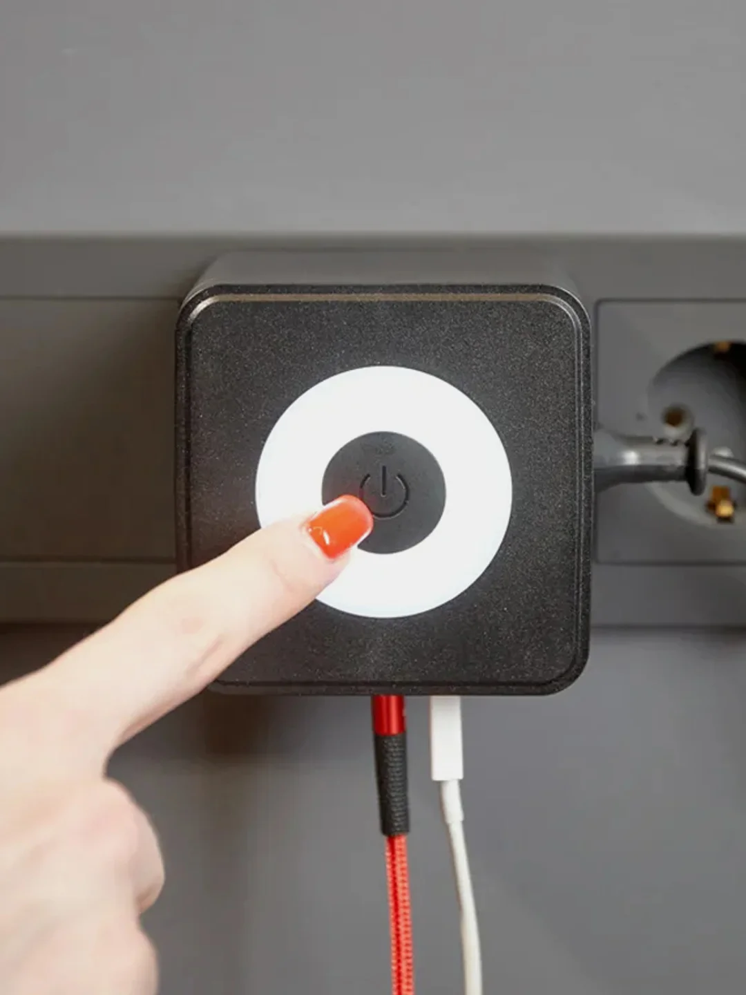 Двойник электрический REXANT, 16А, с/з, 2хUSB-A, 2,4А, USB Type-C, 3А с подсветкой