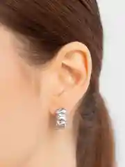 Кремовый серьги женские, серьги-гвоздики, серьги капля
