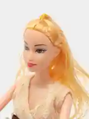 Кукла модель в платье