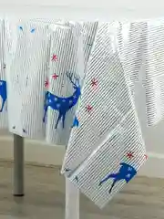 Серый металлик скатерть  новогодняя одноразовая