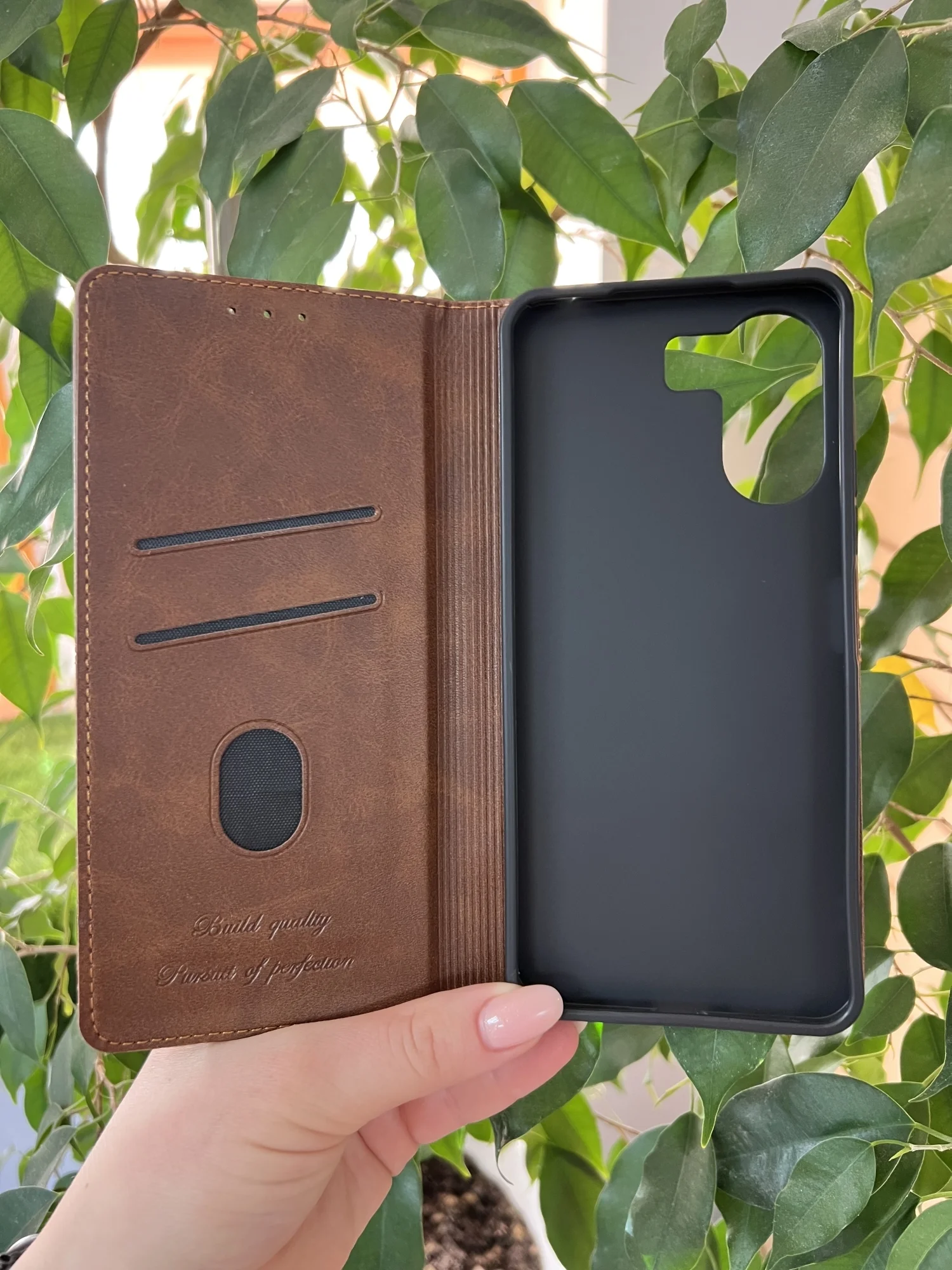 Тёмно-коричневый чехол книжка elitcase для Xiaomi Redmi 13C 4G и Poco C65 / Редми 13С 4G и Поко С65