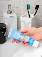 Зубная паста Synergetic Отбеливание и защита, 100 г, 2 штуки
