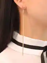 Золотой длинные серьги