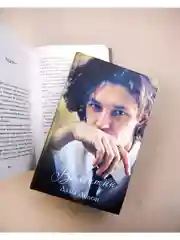 Валентин с мерчом (открытки и закладка)