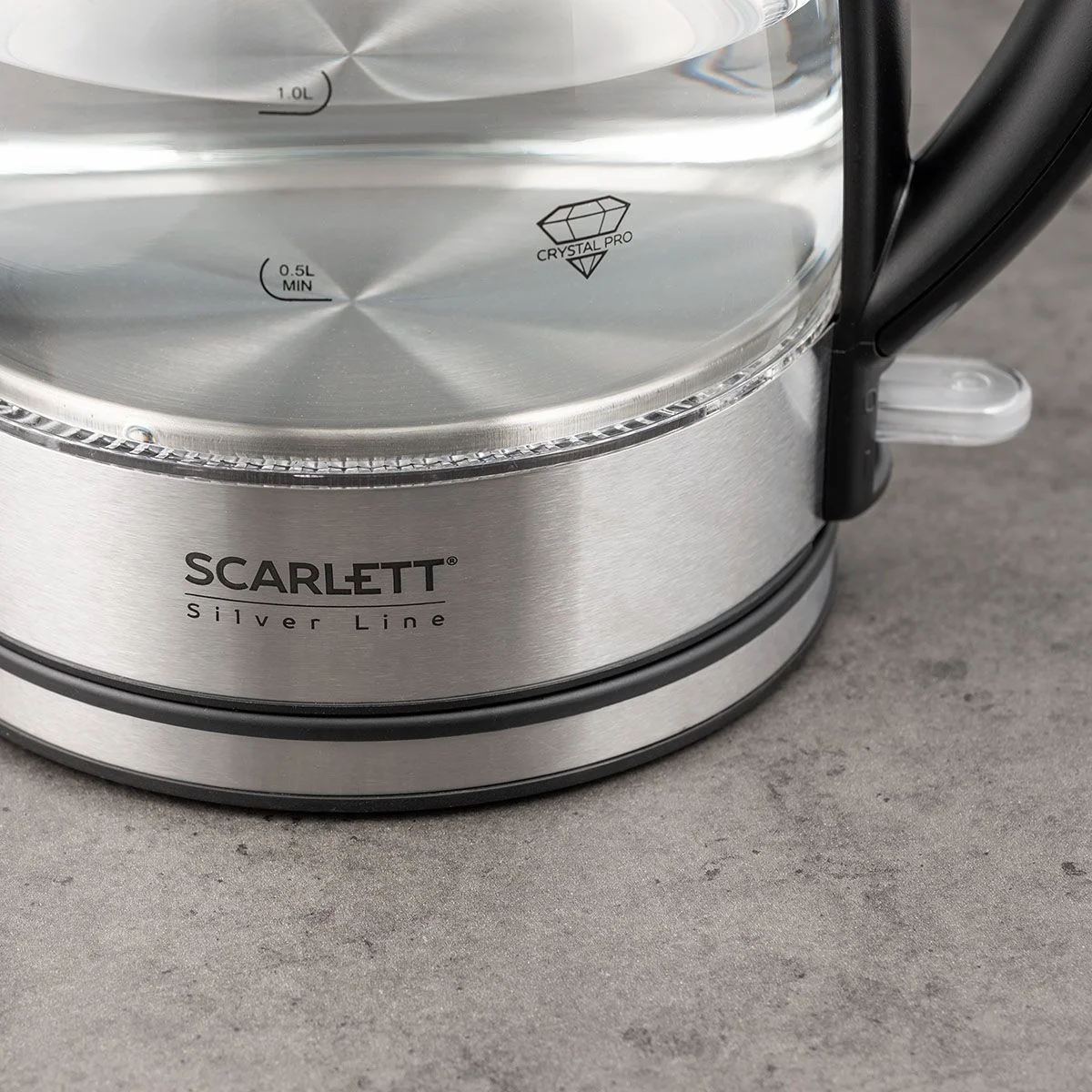 Серебряный чайник электрический Scarlett SC-EK27G95, коллекция Silver Line