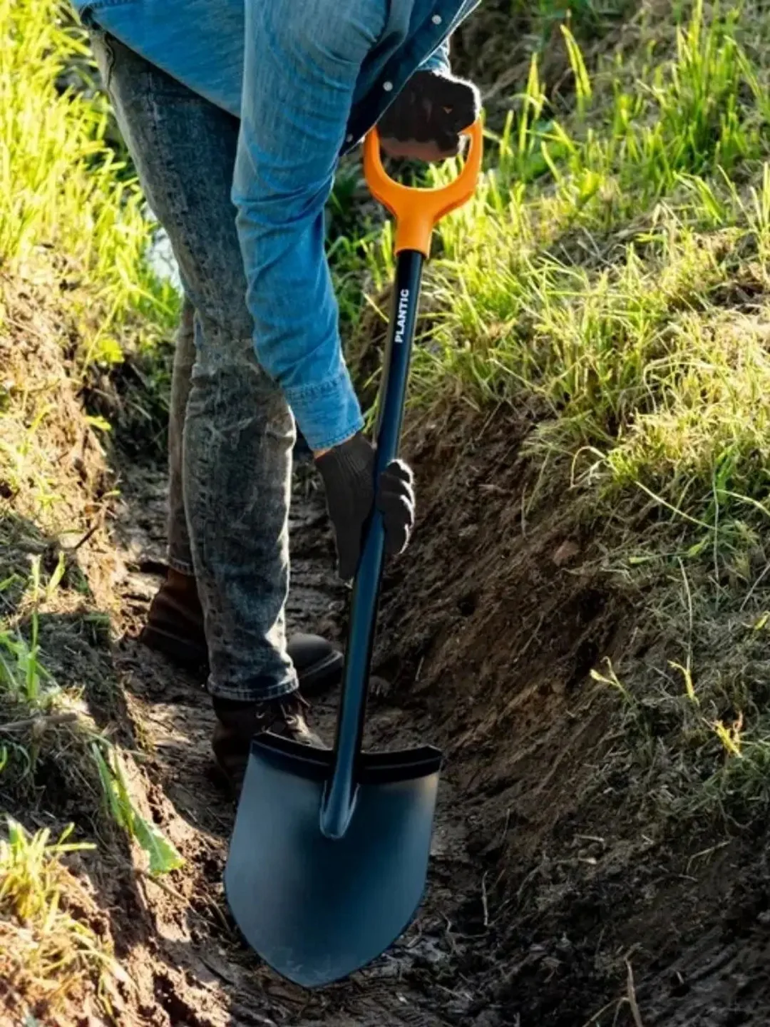 Лопата штыковая Plantic Terra 11003-01, 112 см