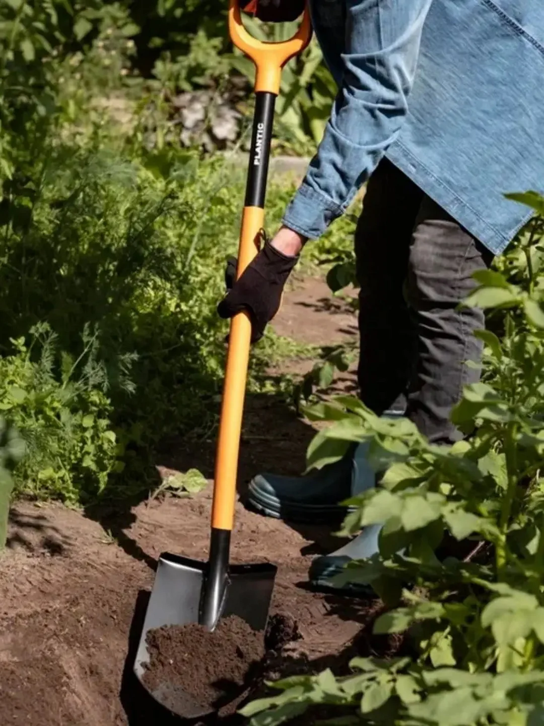 Лопата штыковая Plantic Terra Plus 11011-01, 122 см