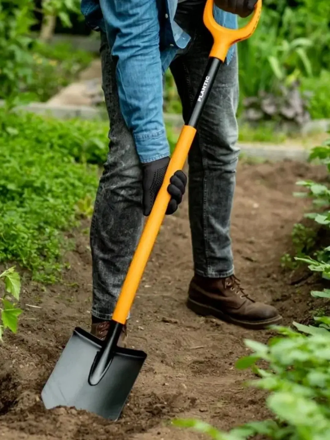 Лопата штыковая Plantic Terra Plus 11011-01, 122 см