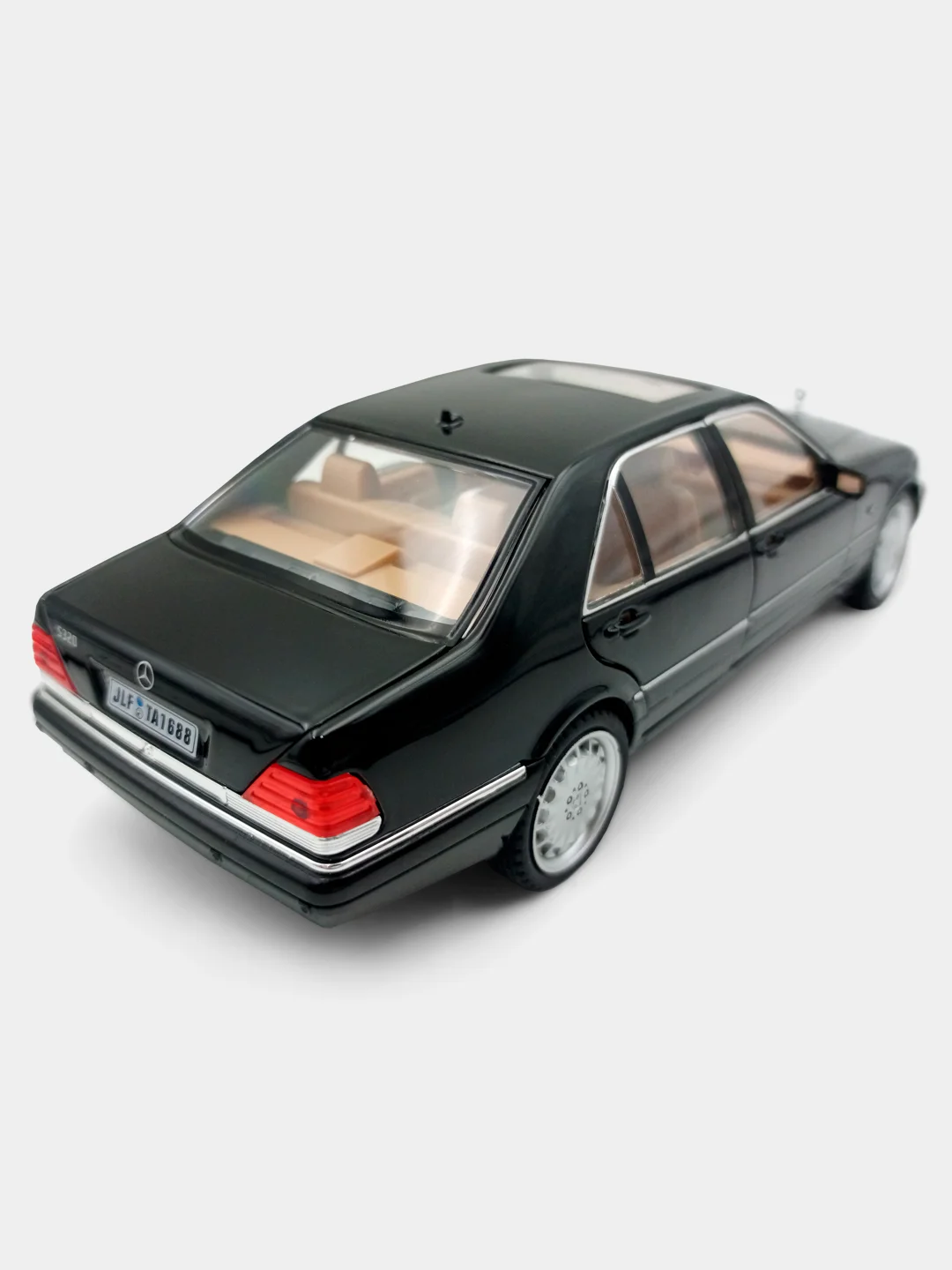 Черный масштабная металлическая модель авто 1:24 MERCEDES-BENZ W140