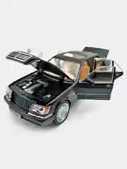 Черный масштабная металлическая модель авто 1:24 MERCEDES-BENZ W140