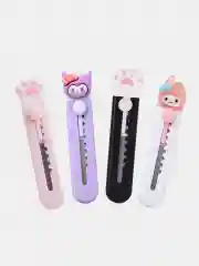 Канцелярский нож с лезвиями