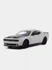 Белый масштабная металлическая модель авто 1:24 DODGE Challenger