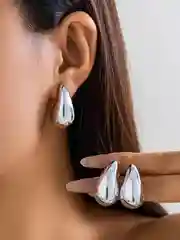 Серьги-гвоздики "Капля", серьги женские