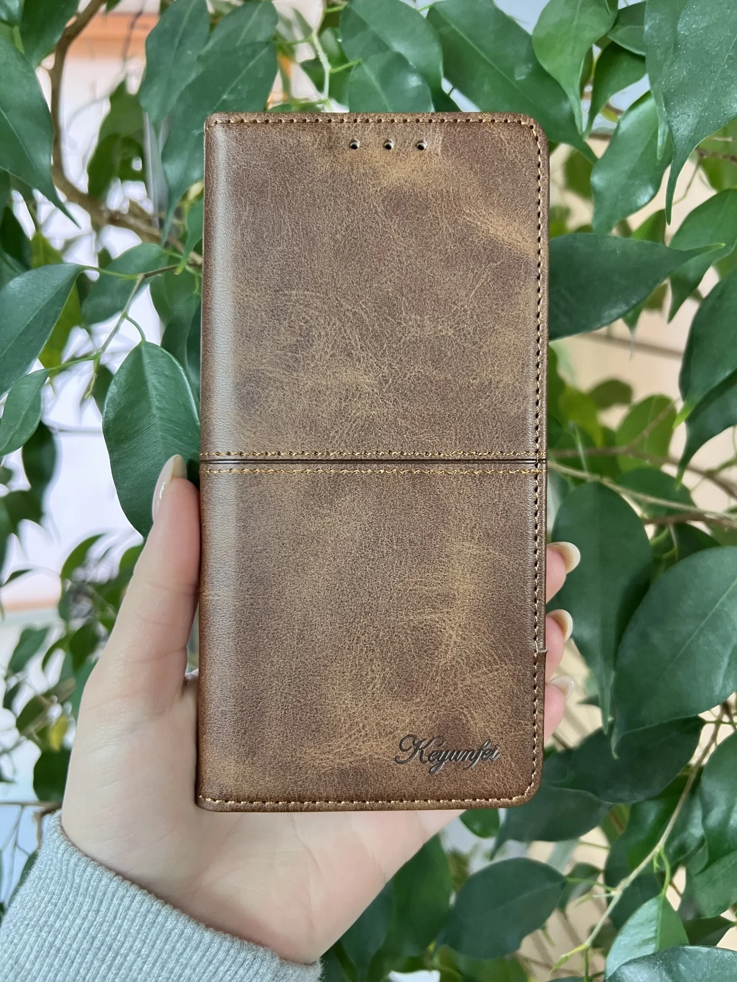 Тёмно-коричневый чехол книжка elitcase для Tecno Spark GO 2024 и Spark 20 и Spark 20C и Pop 8