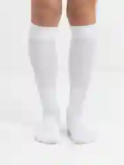 Белый гетры футбольные