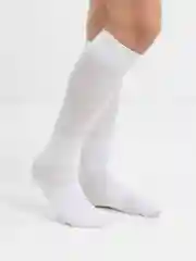 Белый гетры футбольные