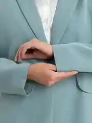 Мятный пиджак женский оверсайз удлиненный классический