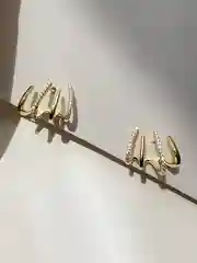 Серьги женские со стразами