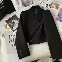 Черный пиджак укороченный / короткий пиджак / жакет