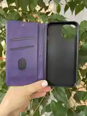 Фиолетовый чехол книжка elitcase для Apple iPhone 15 / Айфон 15
