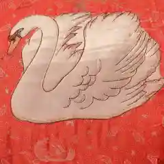 Одеяло зимнее,стеганое ,красивое с вышивкой ,Размер - 200/220,Наполнитель- лебяжий пух