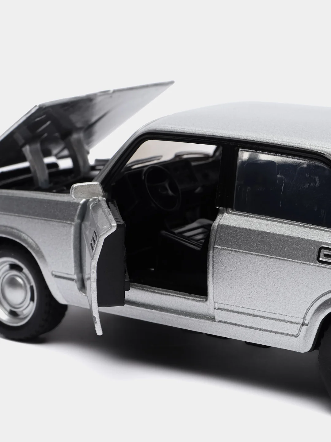 Серый металличсекая модель Класика Шестерка Семерка 1:32 Diecast replica