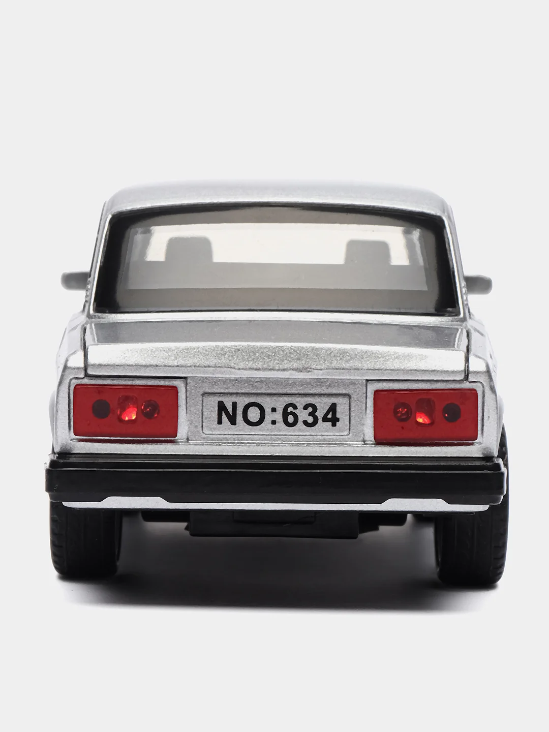 Серый металличсекая модель Класика Шестерка Семерка 1:32 Diecast replica