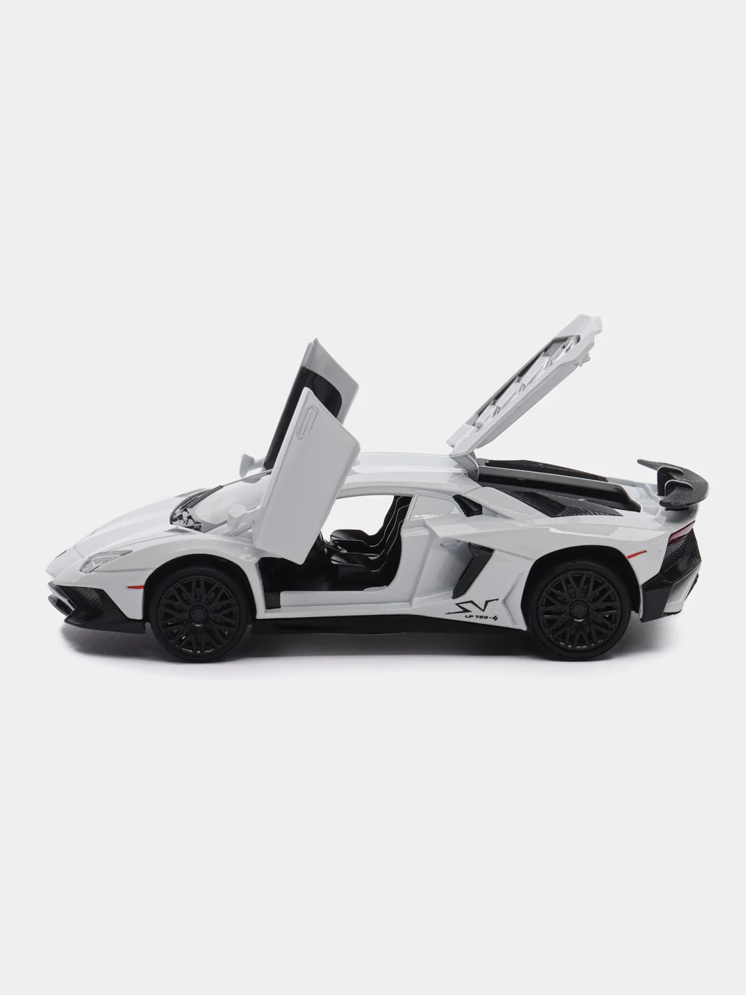 Белый металлическая модель Lamborghini Aventodor MiniAuto 1:32  32126