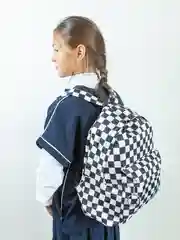 Черный рюкзак женский мужской в шахматную клетку чёрно-белого цвета, школьный, городской рюкзак