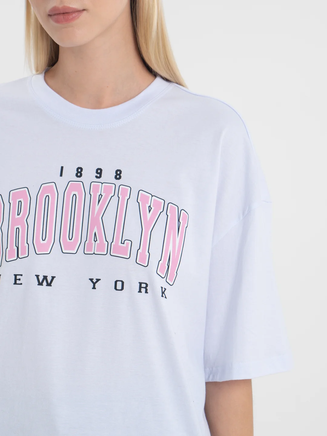 Розовый футболка оверсайз "Brooklyn", унисекс, OverSize T-Shirt с принтом, хлопок