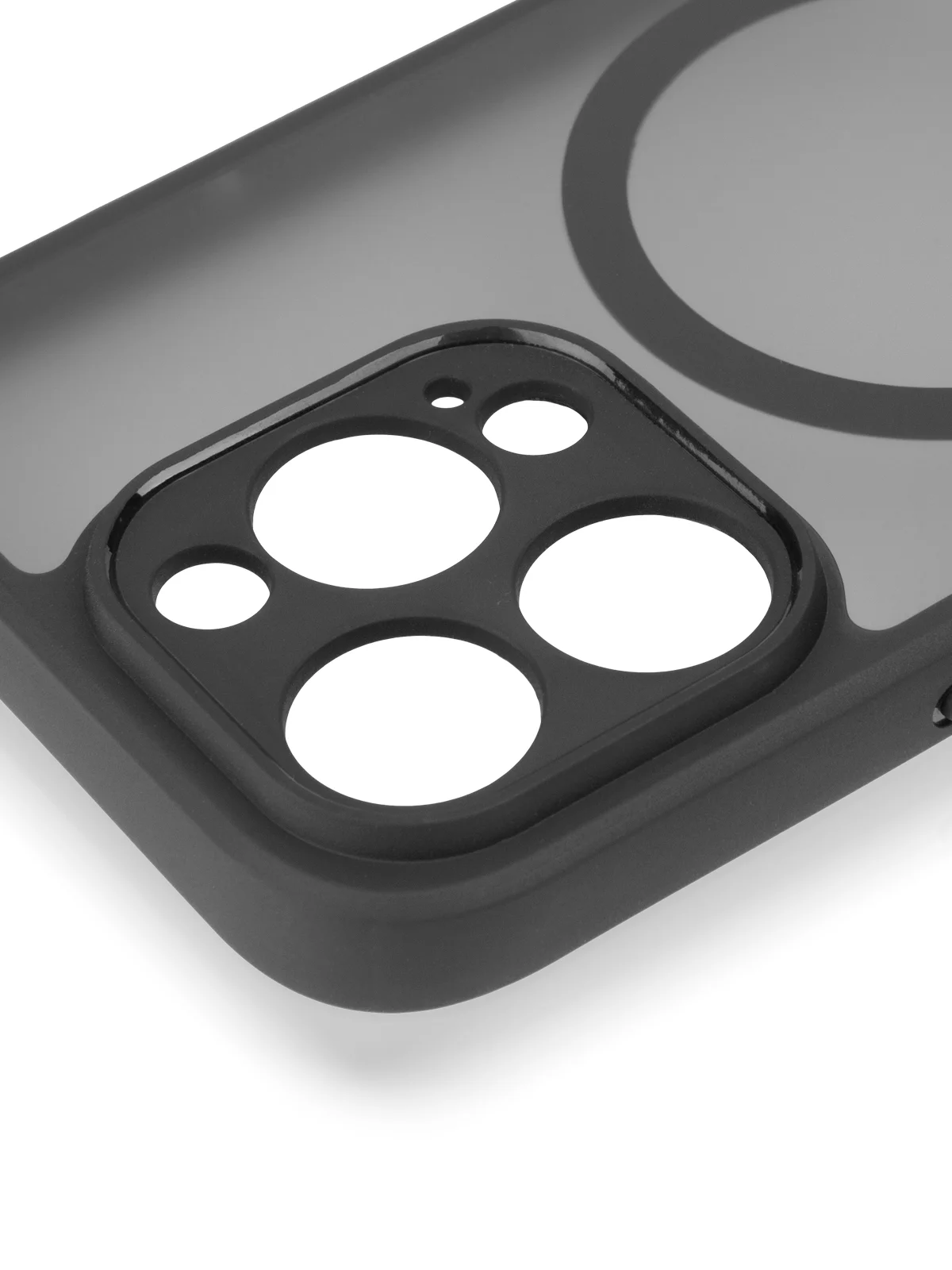 Черный чехол MagSafe для iPhone 16, Pro, Max Plus пластиковый с силиконом BROSCORP, защитой камер