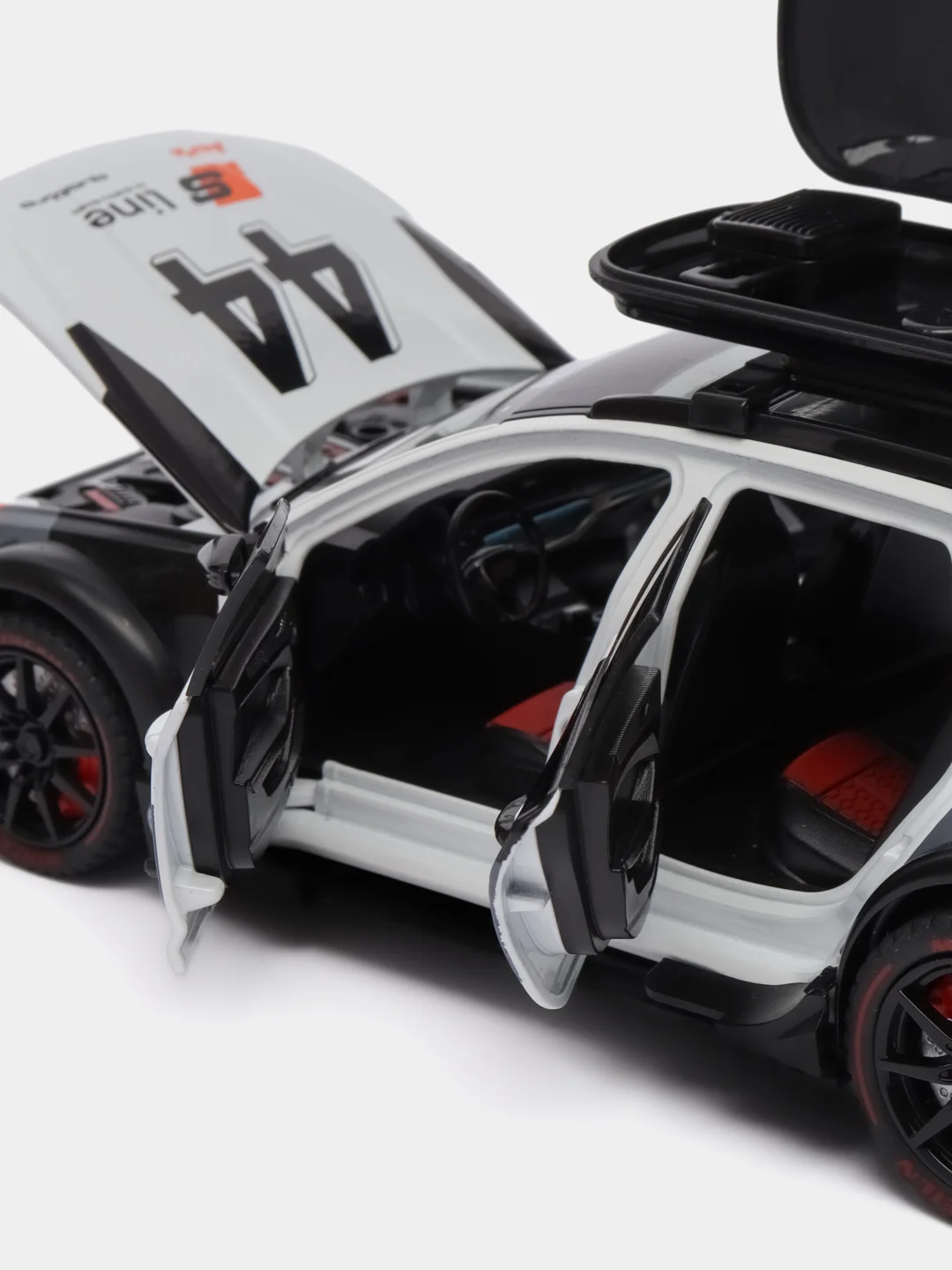 Белый машинка металлическая 1:24 AUDI RS6 камуфляж с обвесом, 21 см