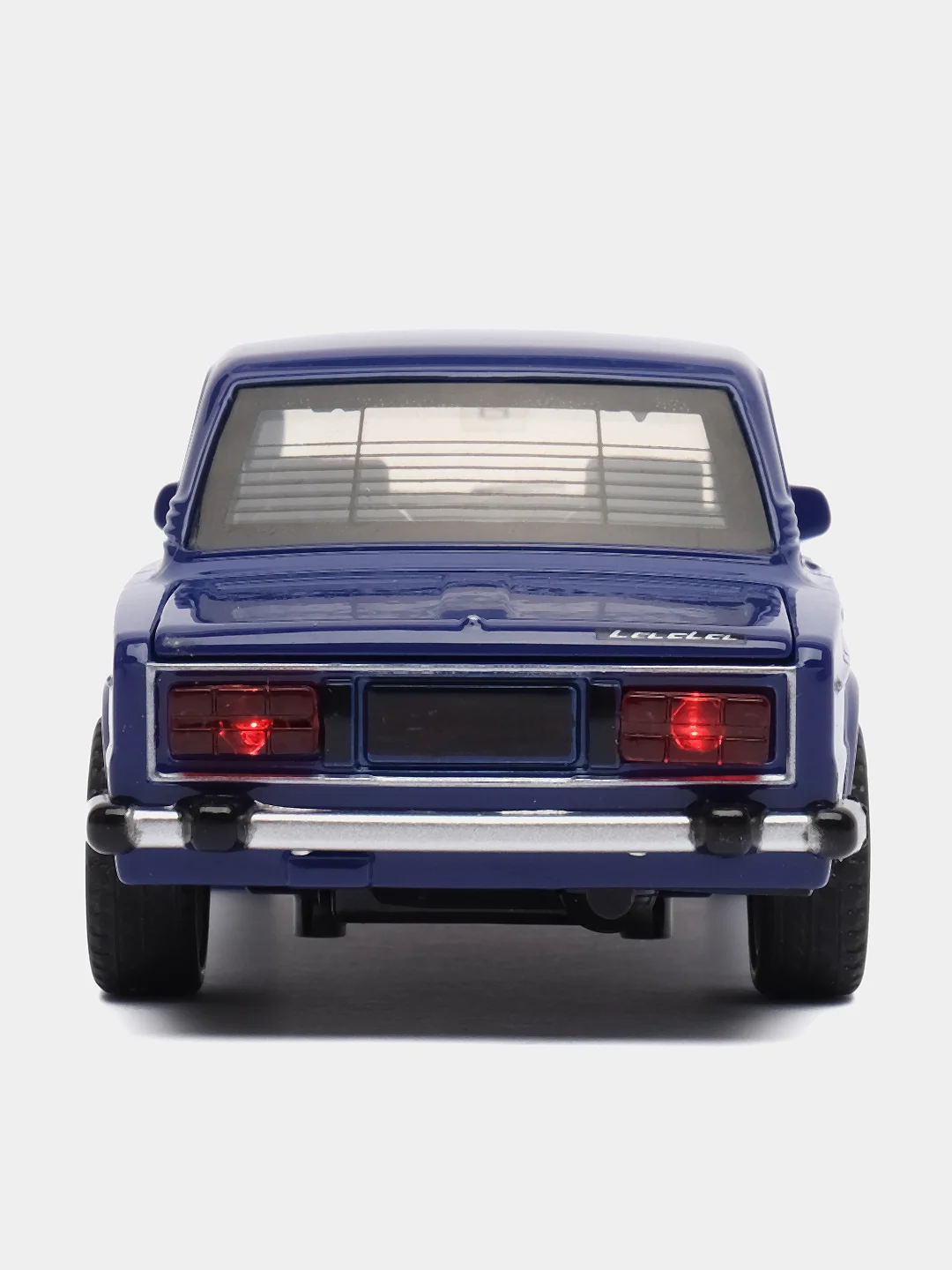 Синий металличсекая модель Класика Шестерка Семерка 1:32 Diecast replica