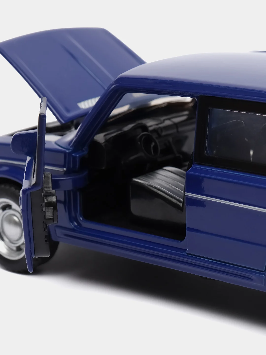 Синий металличсекая модель Класика Шестерка Семерка 1:32 Diecast replica