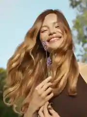AVON Шампунь-кондиционер для волос 2 в 1 "Природная свежесть", 700 мл